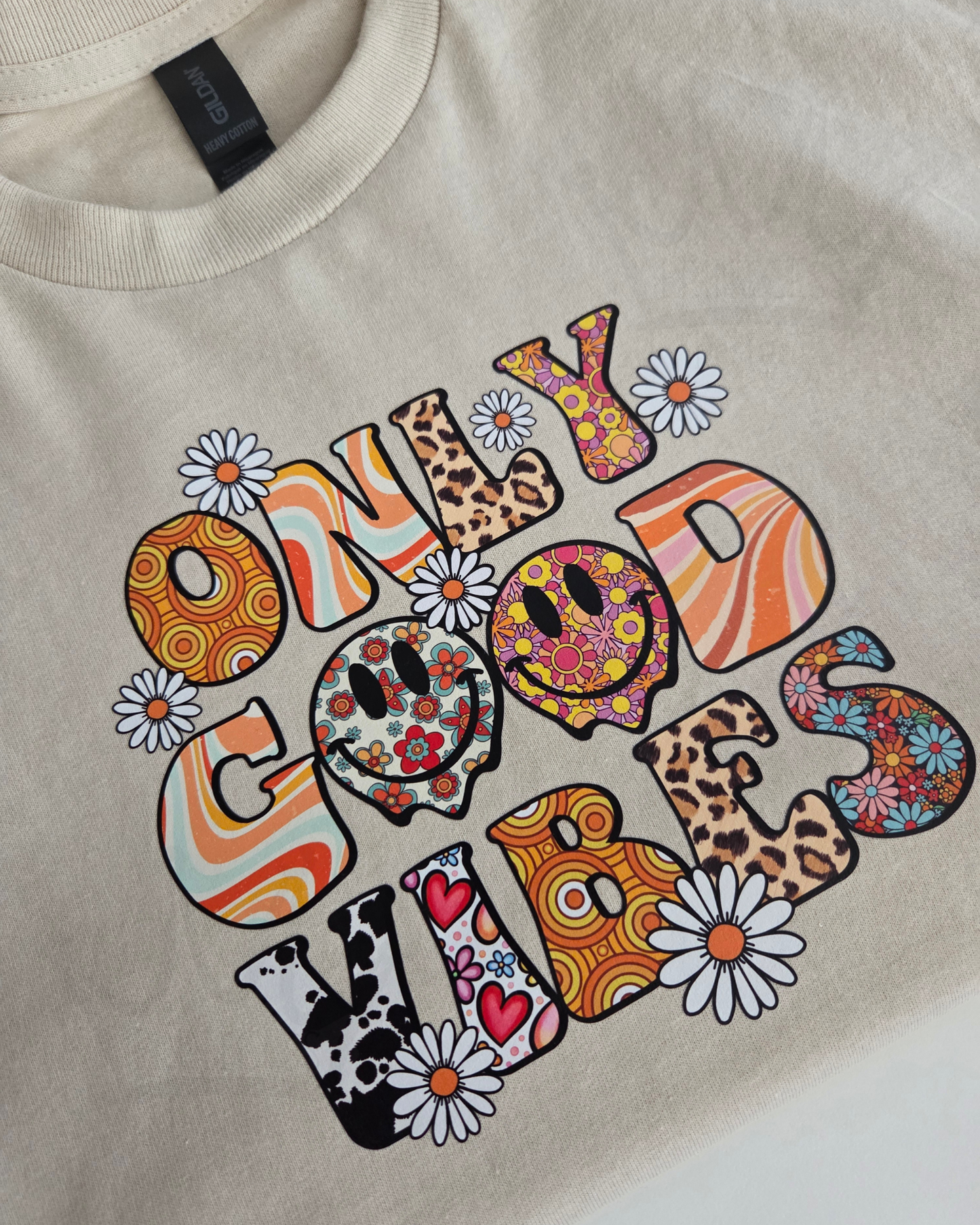 'Only Good Vibes' - Medium Adult Tee (sand)